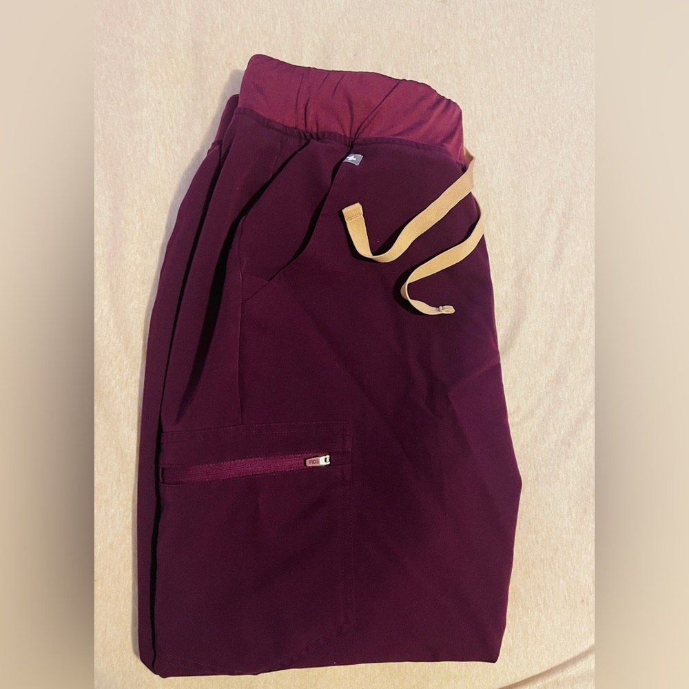 SOLD!  FIGS Deep Purple Zamora Jogger Women's (L)